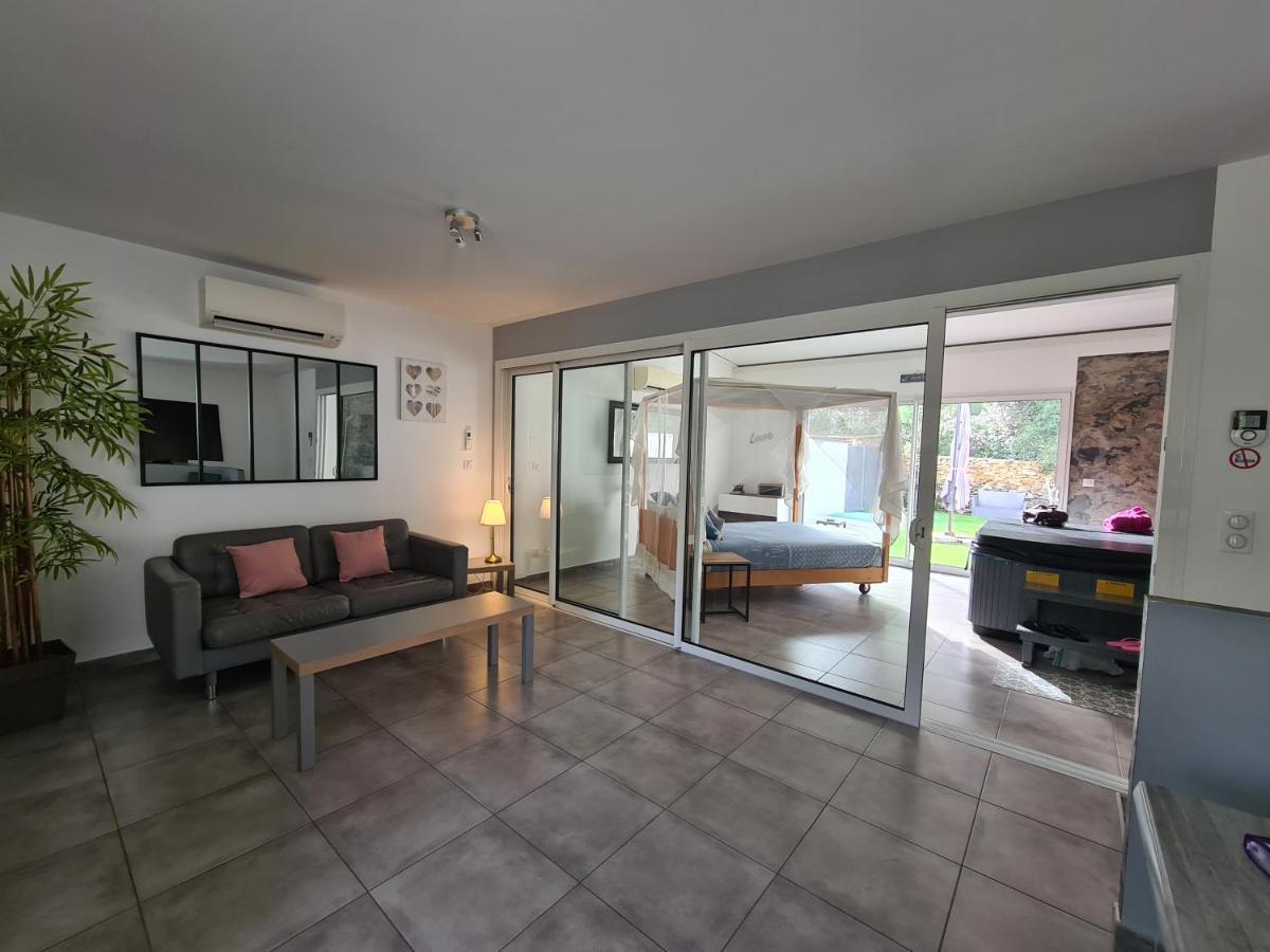 Appartement Etoiles de Provence DUO ROMANTIC à La Ciotat Extérieur photo
